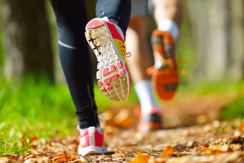 Plutôt que d'écouter simplement de la musique, vous pouvez apprendre de nouvelles choses tout en faisant votre sport.